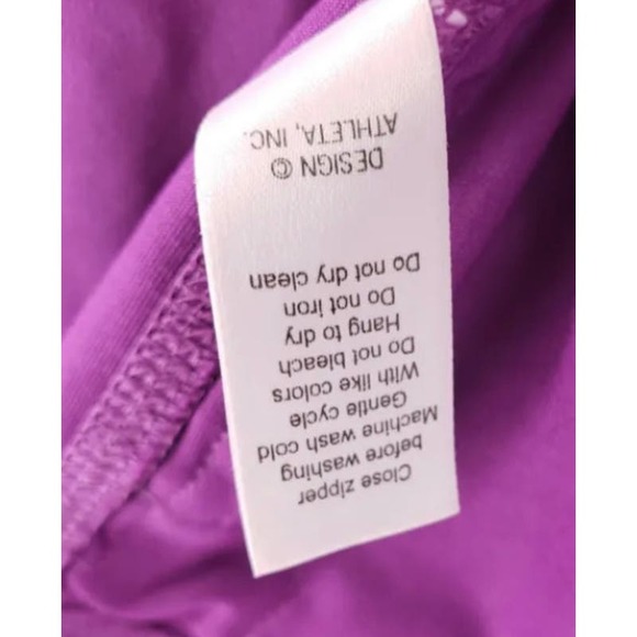 Athleta Purple Zip-Up Jacket - Size Small - Great Pre-owned Gym Gear WC32 - Picture 5 of 9